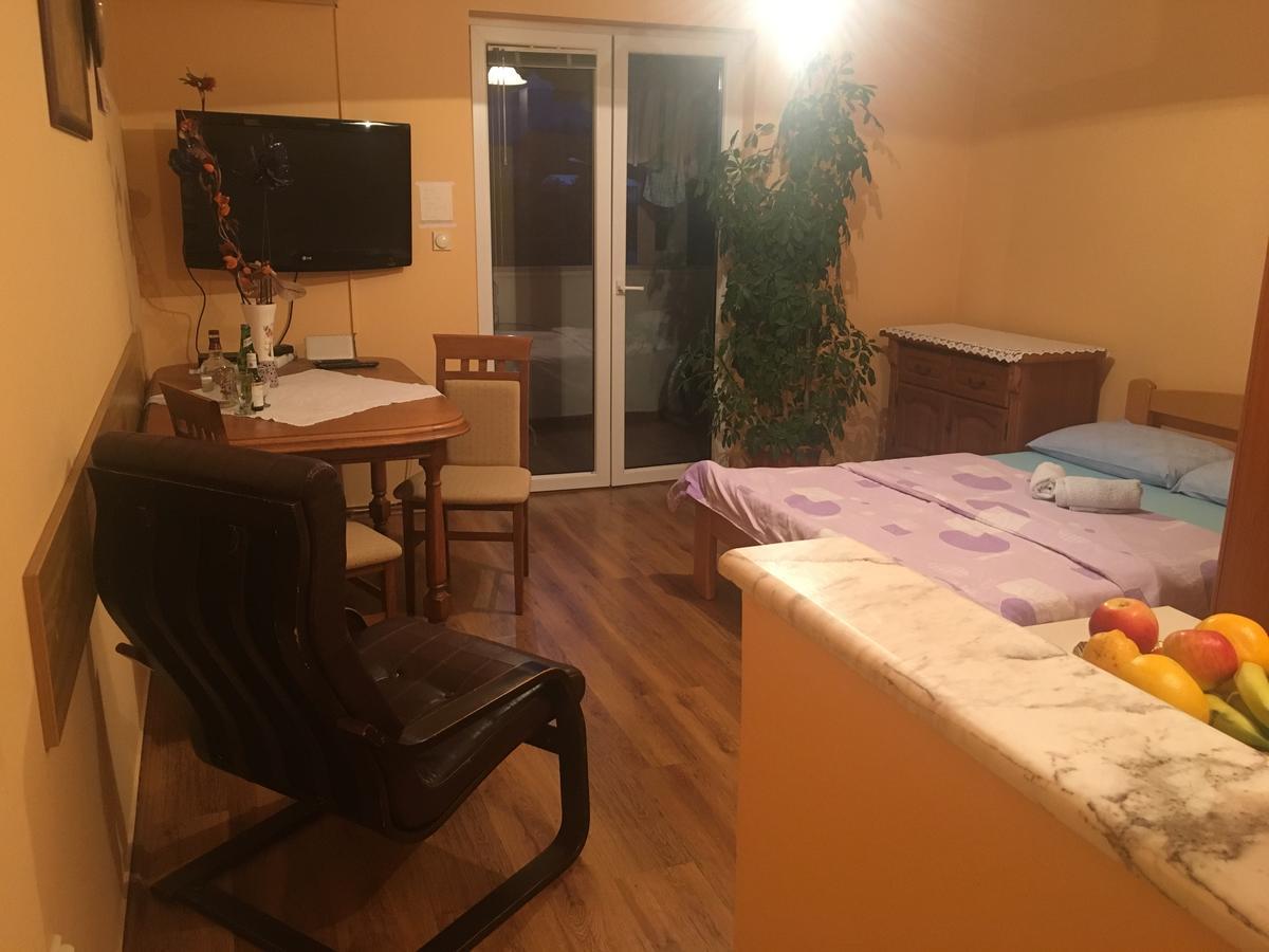 Ana Apartment Tivat Bagian luar foto